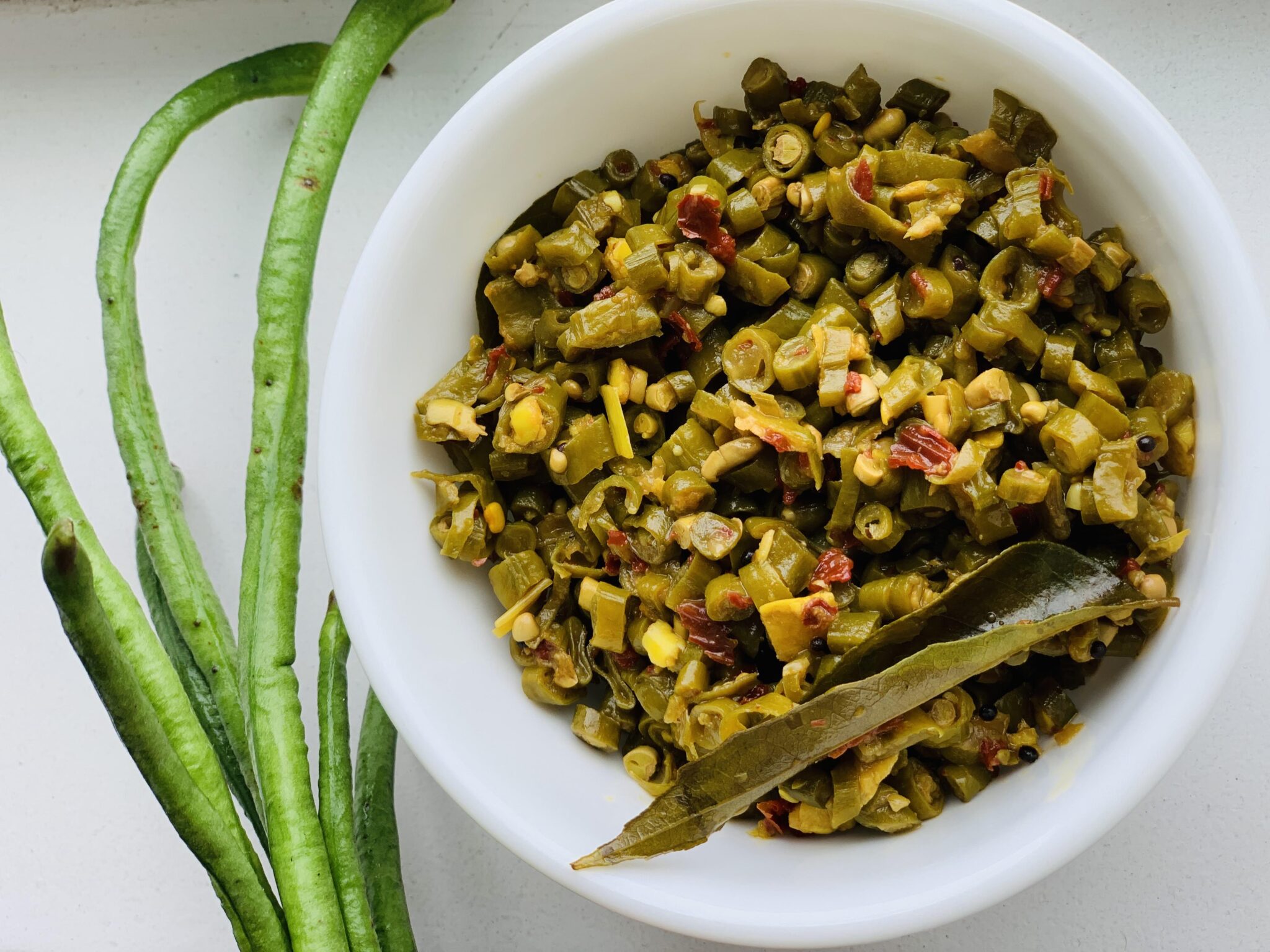 LONG BEANS STIR-FRY - The Pepper Spoon